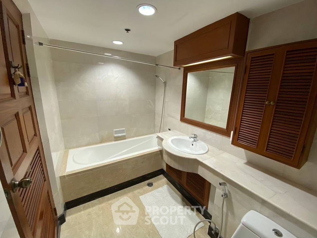 รูป คอนโด 3-ห้องนอน ที่ คอนโดมิเนียม 33 ทาวเวอร์ ใกล้ BTS พร้อมพงษ์ (ID 2102158) - รูปที่ 9/10