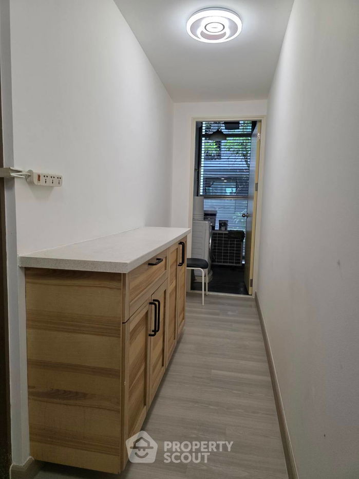 picture 2-BR Condo at Issara @ 42 Sukhumvit Condominium near BTS Ekkamai (ID 2138381) - 13/18