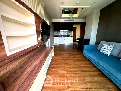 Condos for sale : 2-BR Condo at Dusit Grand Park close to Pattaya (ID 2095081)