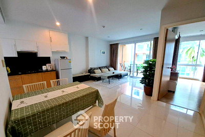 Condos for sale : 2-BR Condo at The Breeze Hua Hin close to Khao Takiab beach (ID 1177300)