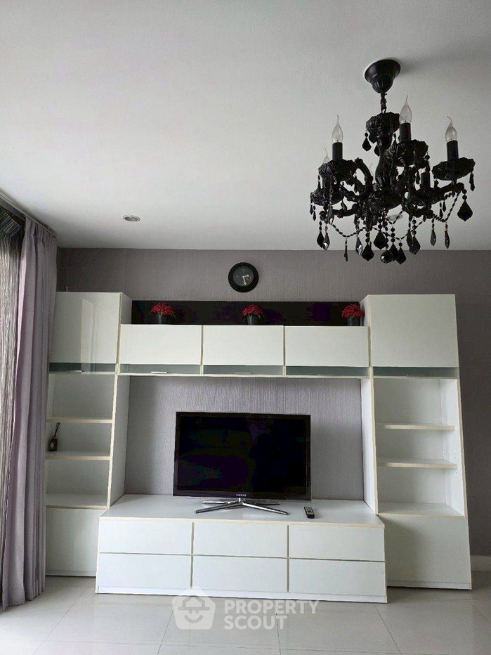 รูป คอนโด 2-ห้องนอน ที่ เดอะ โคลเวอร์ ทองหล่อ เรสซิเดนซ์ ใกล้ BTS ทองหล่อ (ID 513980) - รูปที่ 2/16