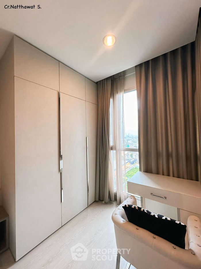 picture 1-BR Condo at Rhythm Sathorn-Narathiwas near BTS Chong Nonsi (ID 1883648) - 7/14