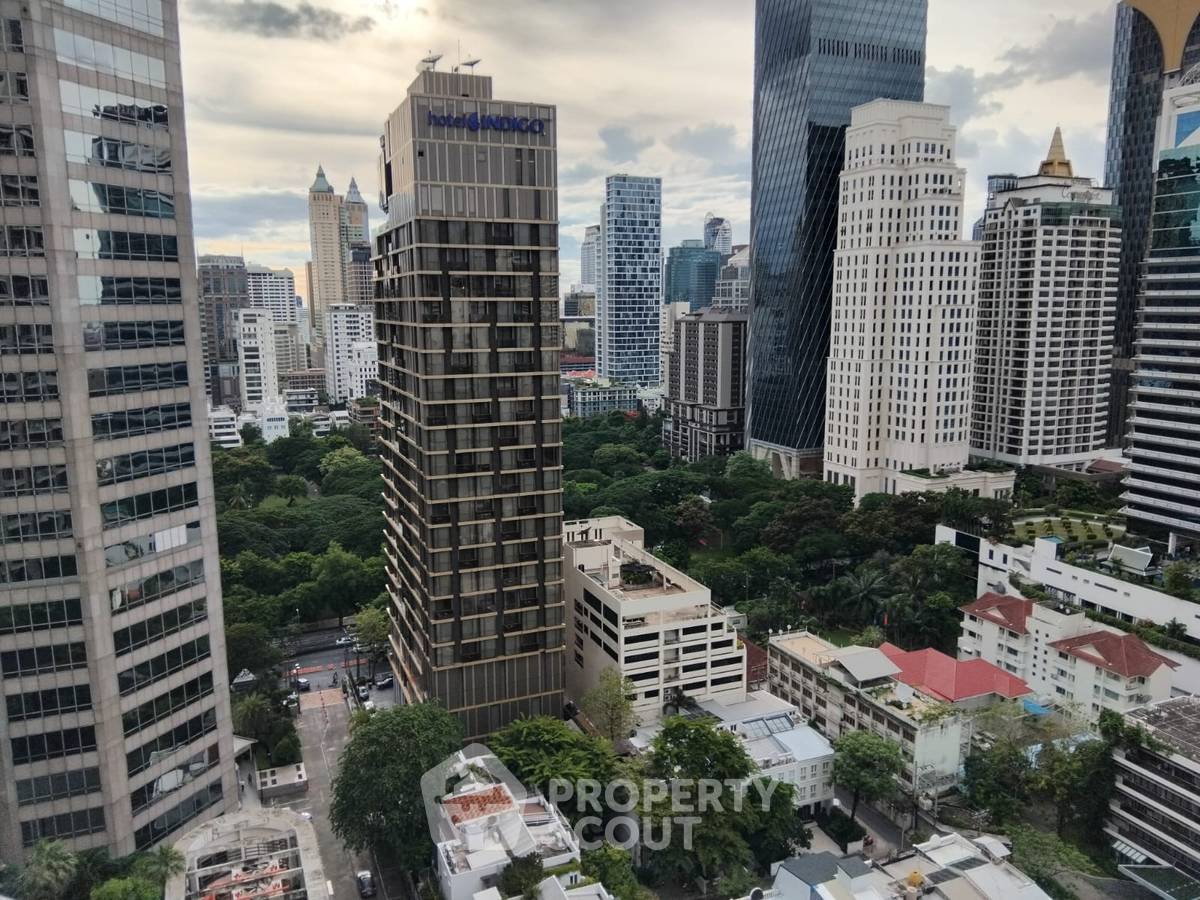 รูป คอนโด 2-ห้องนอน ที่ ออลซีซั่น แมนชั่น คอนโดมิเนียม ใกล้ BTS เพลินจิต (ID 2172329) - รูปที่ 1/5