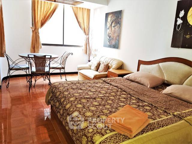 picture Studio Condo at Thep Thip Mansion Condominium close to Phratamnak (ID 1455866) - 7/12