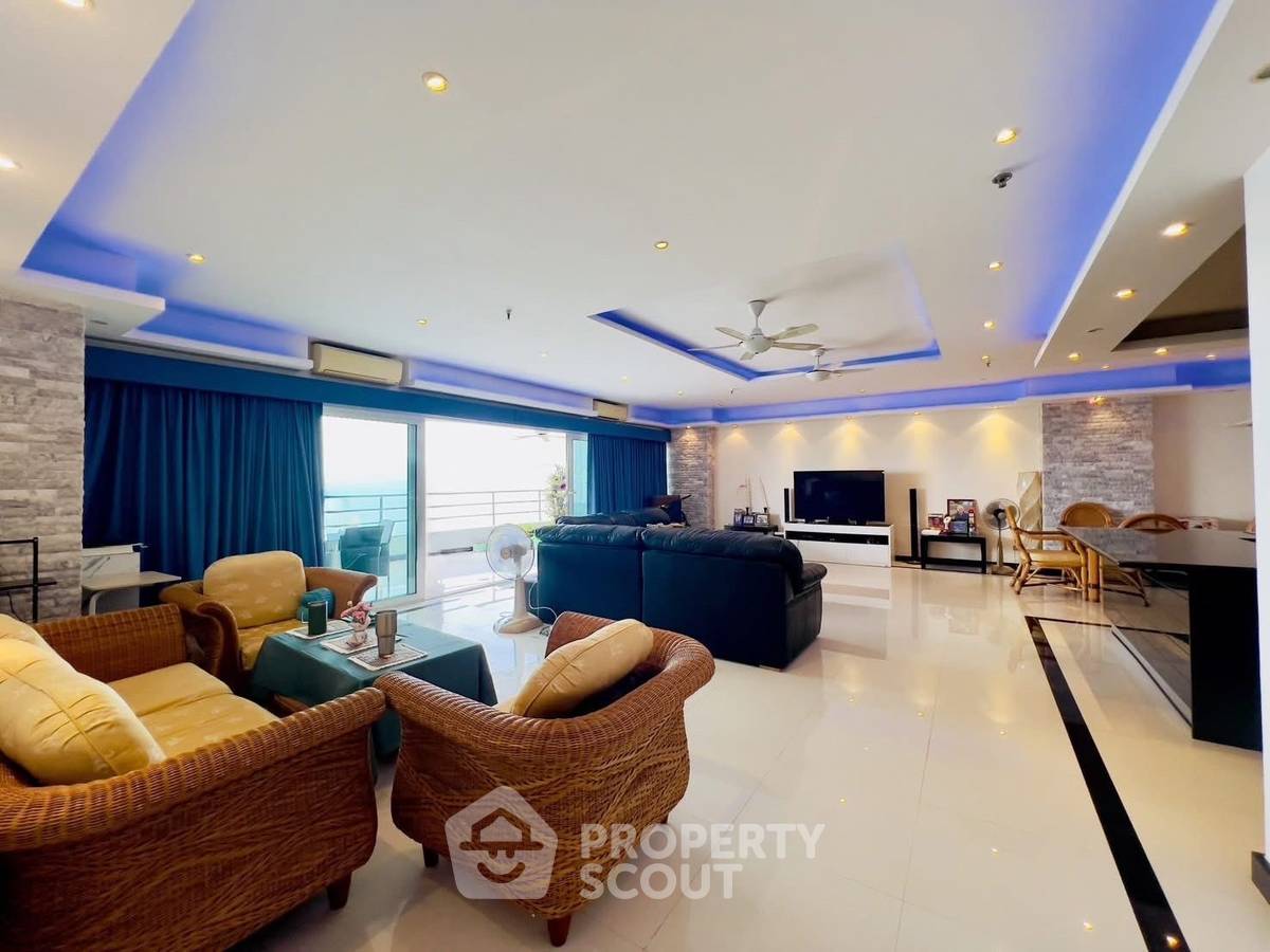รูป คอนโด 2-ห้องนอน ที่ วิวทะเล 3 คอนโดมิเนียม พระตำหนัก ใกล้ ถนนพระตำหนัก พัทยา (ID 2170130) - รูปที่ 1/19