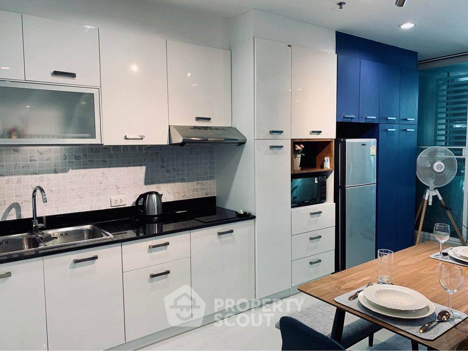 picture 2-BR Condo at Sukhumvit Living Town near MRT Phetchaburi (ID 476297) - 6/24