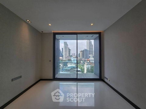 2-BR Condo at Q1 Sukhumvit near BTS Nana (ID 1987674)