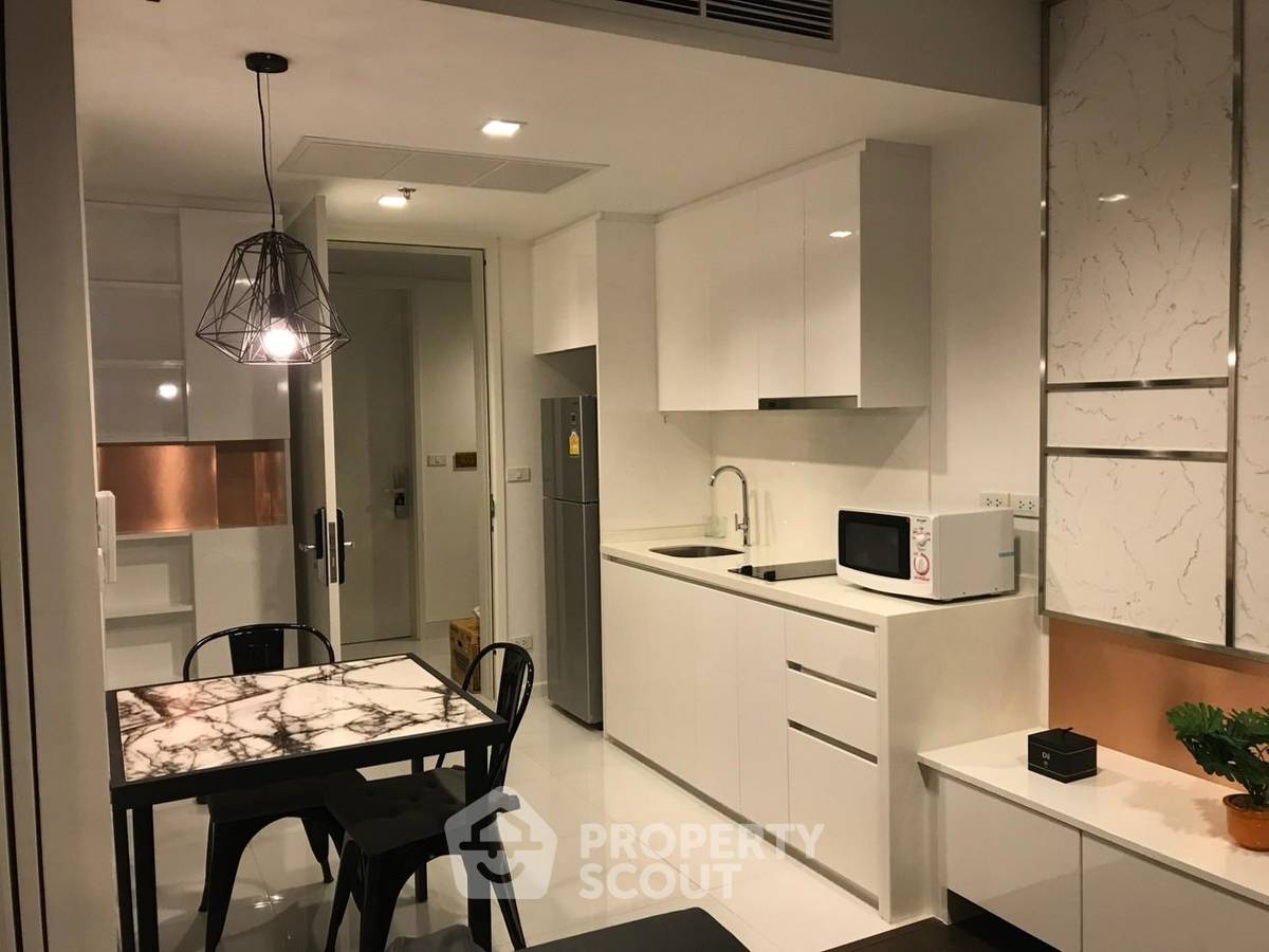 picture 1-BR Condo at Nara 9 Sathorn-Narathiwas near BTS Saint Louis (ID 2006837) - 16/19