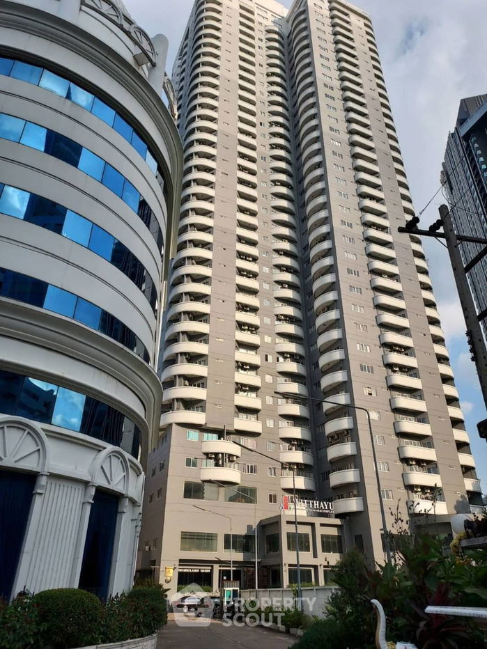 picture 2-BR Condo at Wittayu Complex near BTS Phloen Chit (ID 997267) - 2/15