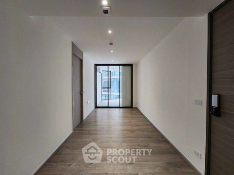 คอนโด 2-ห้องนอน ที่ ฟินน์ อโศก ใกล้ BTS อโศก (ID 1438804)