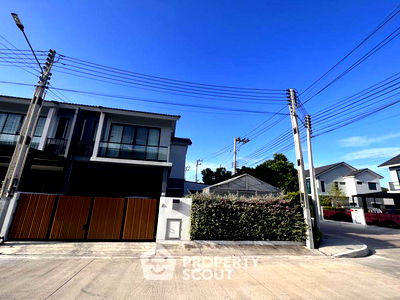 คอนโด รพ.แหลมฉบัง : คอนโด 3-ห้องนอน ที่ ดีคอนโด บลิซ ศรีราชา ใน ทุ่งสุขลา (ID 2150242)