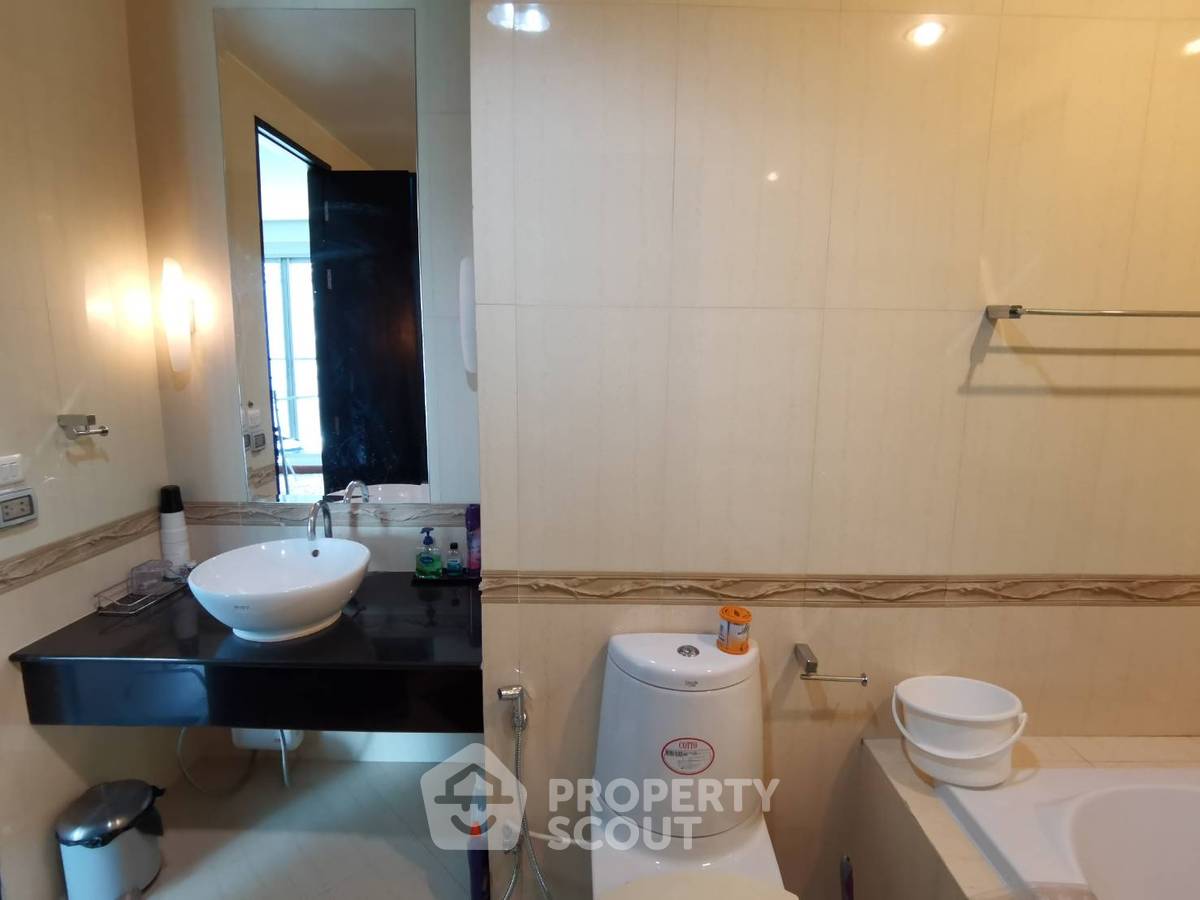 picture 2-BR Condo at The Address Siam near BTS Ratchathewi (ID 513434) - 12/15
