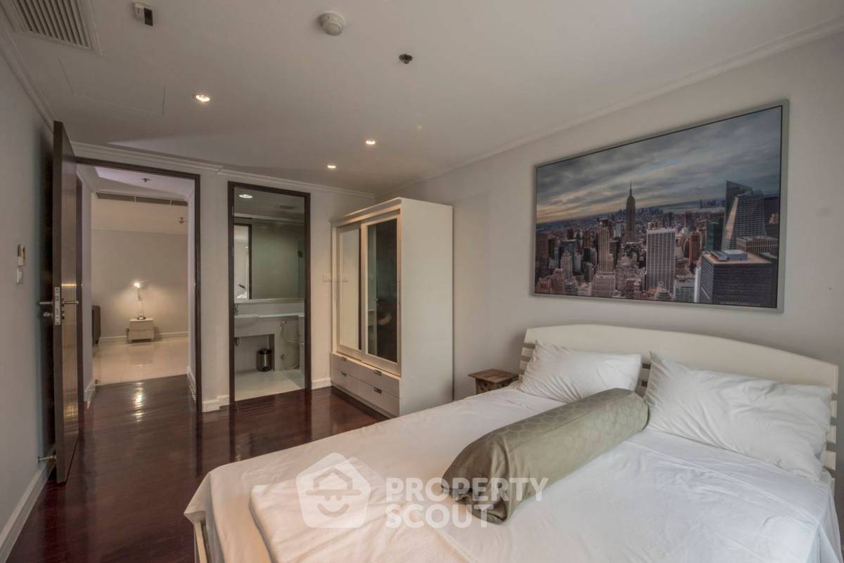 picture 2-BR Condo at The Oleander near BTS Nana (ID 1477127) - 7/29