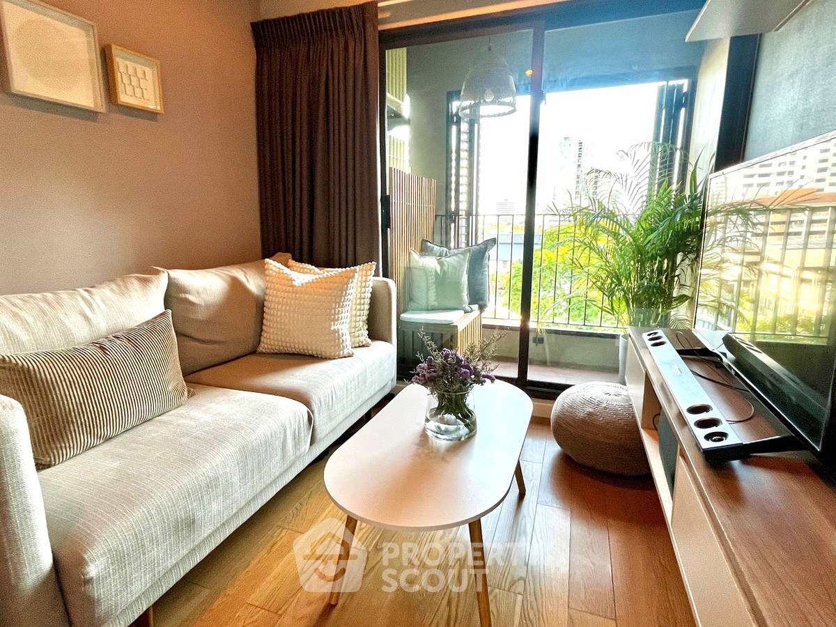 picture 1-BR Condo at Condolette Dwell Sukhumvit 26 near BTS Phrom Phong (ID 2181074) - 7/16
