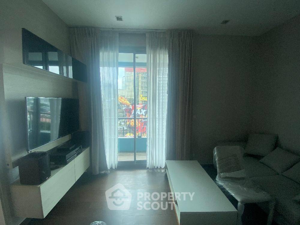 รูป คอนโด 1-ห้องนอน ที่ คิว อโศก ใกล้ MRT เพชรบุรี (ID 1486676) - รูปที่ 1/9