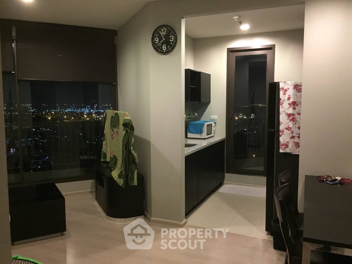 picture 2-BR Condo at Rhythm Sukhumvit 44/1 near BTS Phra Khanong (ID 888085) - 22/22