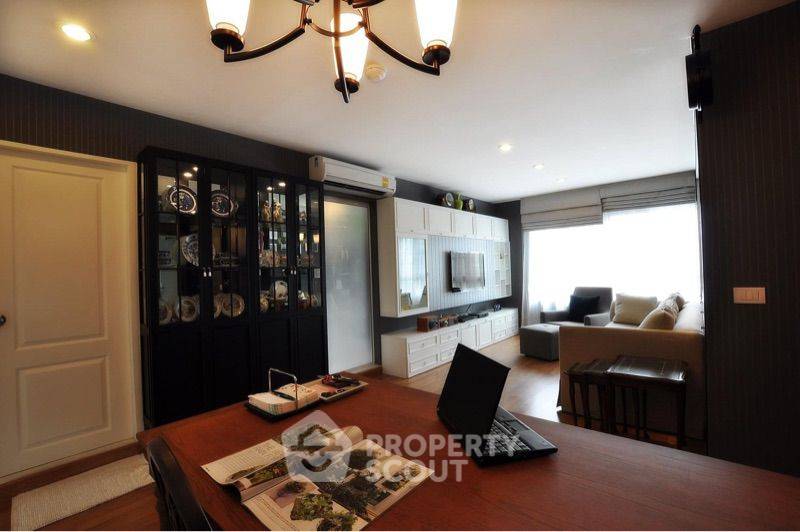 picture 2-BR Condo at U Sabai Rama 4 Kluaynamthai near BTS Phra Khanong (ID 1142150) - 1/8