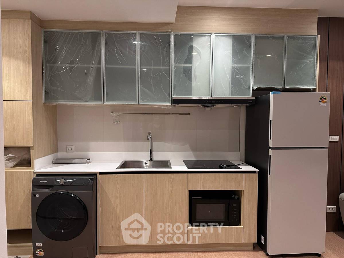 picture 2-BR Condo at Maru Ekkamai 2 near BTS Ekkamai (ID 1899259) - 3/13