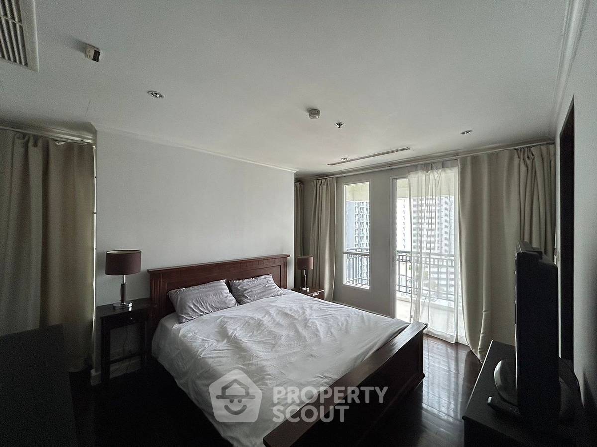 picture 2-BR Condo at The Oleander near BTS Nana (ID 1477127) - 8/29