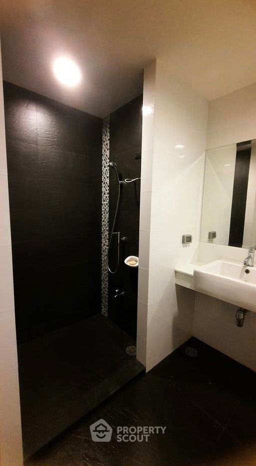 picture 1-BR Condo at D 65 Condominium near BTS Ekkamai (ID 656901) - 3/3