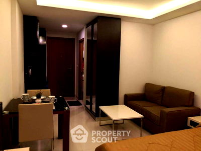 Condos for sale Pattaya : 1-BR Condo at Club Royal Condominiums close to Sanctuary of Truth (ID 1177364)
