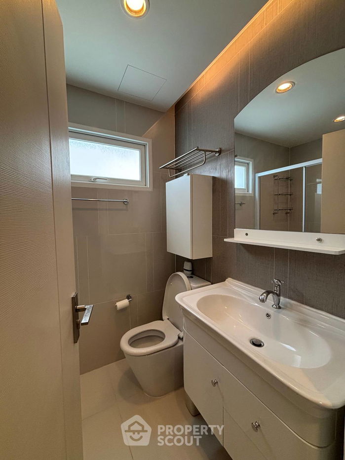 picture 3-BR Condo at The Key Sathorn - Charoenraj in Bang Khlo (ID 2134808) - 8/11