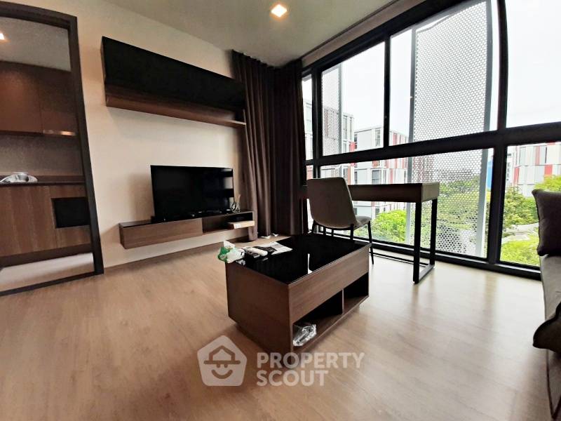 รูป คอนโด 2-ห้องนอน ที่ ทากะ เฮ้าส์ เอกมัย 12 ใกล้ BTS เอกมัย (ID 824917) - รูปที่ 2/6