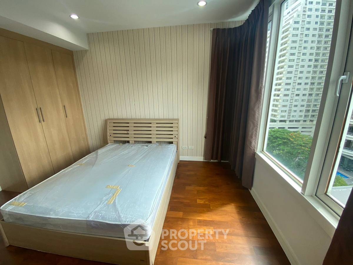 picture 3-BR Condo at Baan Siri 24 near BTS Phrom Phong (ID 884130) - 5/17
