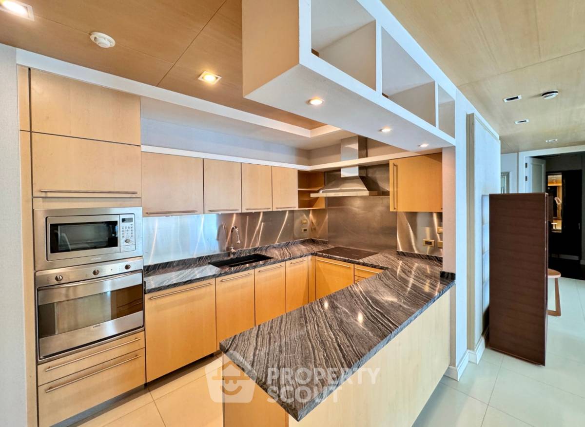 picture 3-BR Condo at Athenee Residence near BTS Phloen Chit (ID 2129547) - 8/8