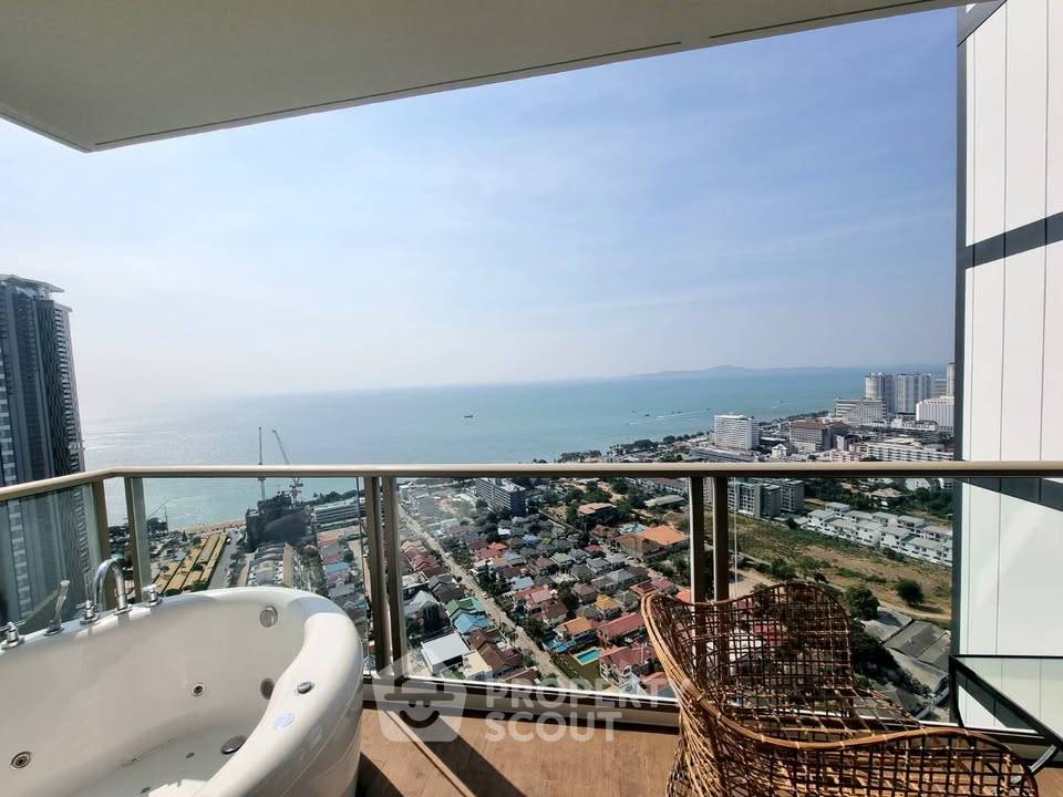 picture 2-BR Condo at The Riviera Ocean Drive close to Jomtien Beach (ID 2136883) - 8/15