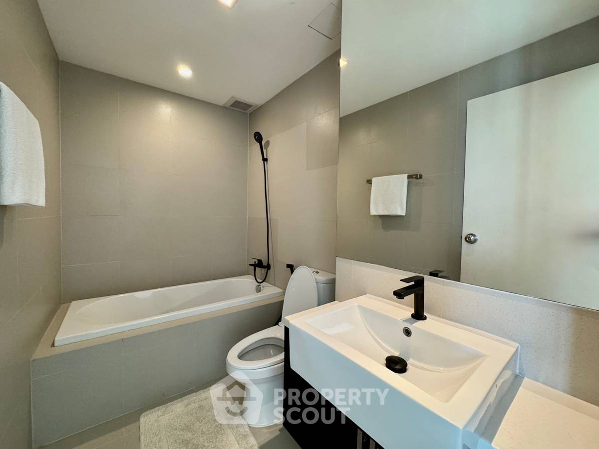 picture 3-BR Condo at Noble Remix near BTS Thong Lor (ID 2059264) - 16/29