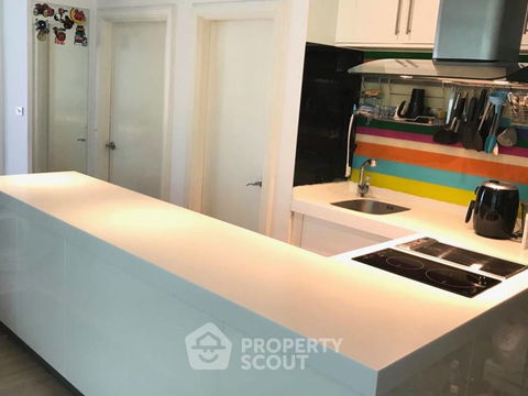 2-BR Condo at Asoke Place near MRT Sukhumvit (ID 811454)