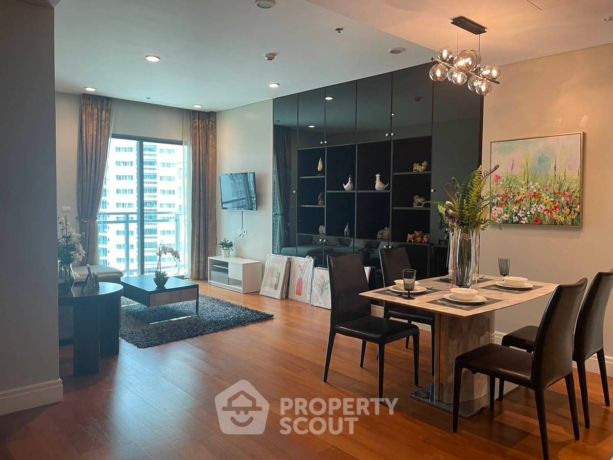 picture 15th-Floor 1-BR At Bright Sukhumvit 24 Condominium Near BTS Phrom Phong (ID 2111877) - 1/17