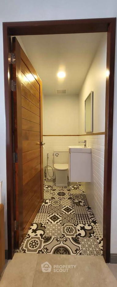 picture 2-BR Condo at JC Tower Thong Lor close to Phrom Phong (ID 2159029) - 17/20