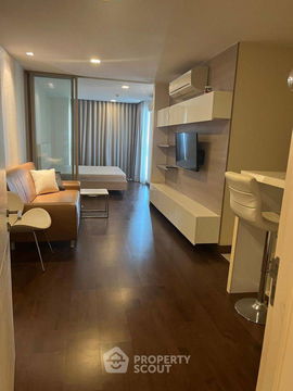 คอนโด 1-ห้องนอน ที่ ลิฟว์ แอท ไฟว์ ใกล้ BTS นานา (ID 992856)
