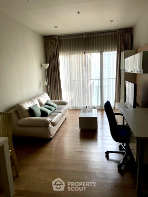Condos for sale : 24th-Floor 1-BR Noble Refine Prompong, 200m To BTS Phrom Phong (ID 943395)