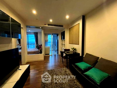 Condos for sale : High-Floor 1-BR 47 Sqm At The Room Sukhumvit 62, 100m to BTS Punnawithi (ID 2064480)