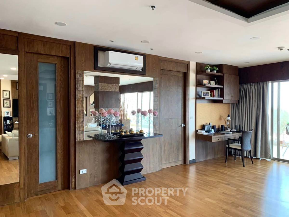 รูป คอนโด 3-ห้องนอน ที่ โบ๊ทเฮ้าส์ หัวหิน ใกล้ เดอะ เวเนเซีย (ID 1176854) - รูปที่ 12/19