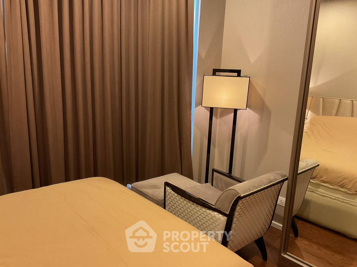 picture 2-BR Condo at Menam Residences in Wat Phraya Krai (ID 1176771) - 12/17