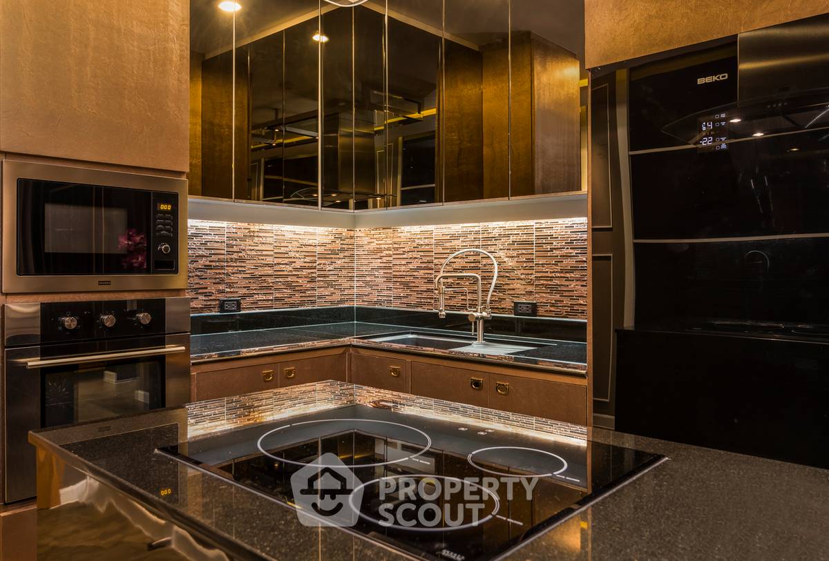 รูป คอนโด 2-ห้องนอน ที่ เซอร์เคิล คอนโดมิเนียม ใกล้ MRT เพชรบุรี (ID 511808) - รูปที่ 6/23