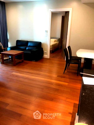 Condos for sale : Well-Priced 2-BR 89 Sqm Bright Sukhumvit 24, BTS Phrom Phong (ID 512733)