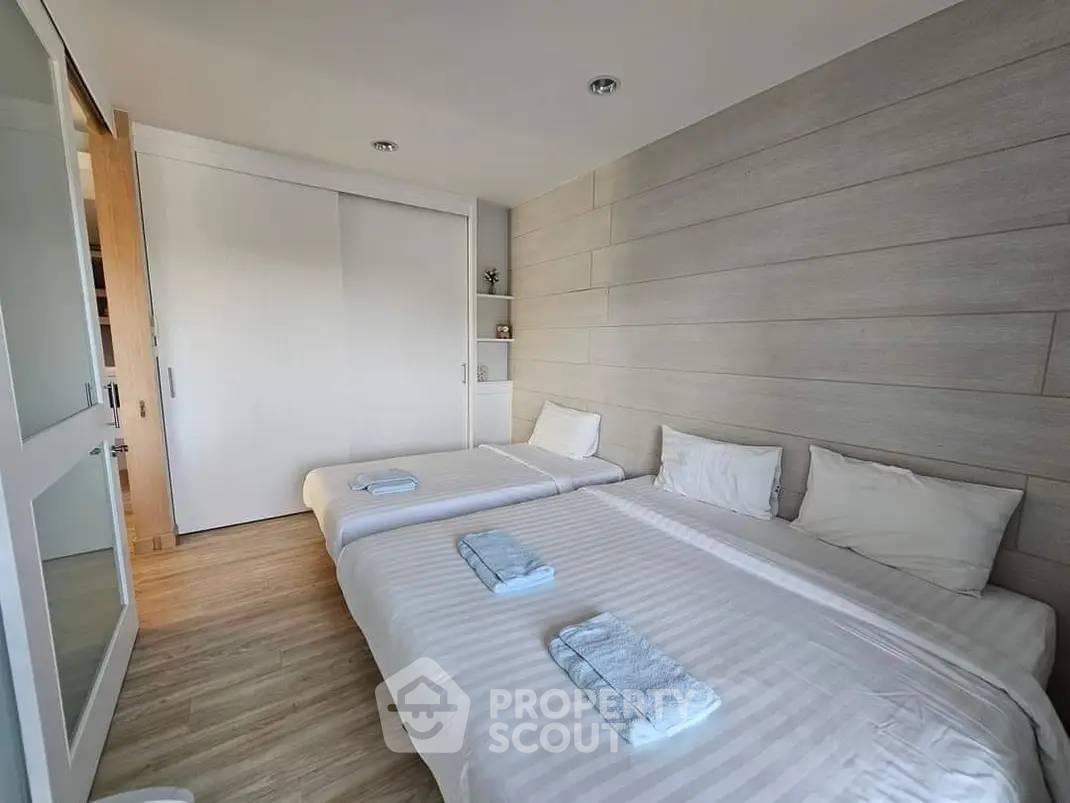 picture 2-BR Condo at The Sea Condominium Phase 3 in Sam Roi Yot (ID 1540421) - 8/22