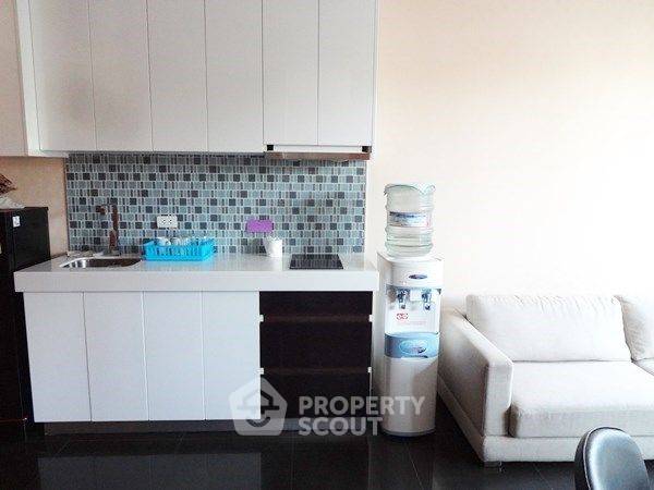 รูป คอนโด 1-ห้องนอน ที่ คลับ รอยัล ใกล้ ปราสาทสัจธรรม (ID 1556705) - รูปที่ 2/5
