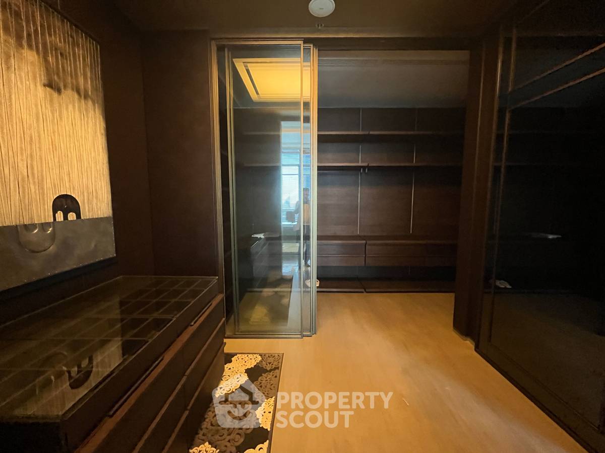 picture 3-BR Condo at Hyde Sukhumvit 13 Condominium near BTS Nana (ID 1479772) - 29/37