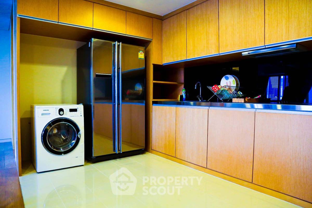 picture 2-BR Condo at Siamese Gioia near MRT Phetchaburi (ID 759652) - 7/13