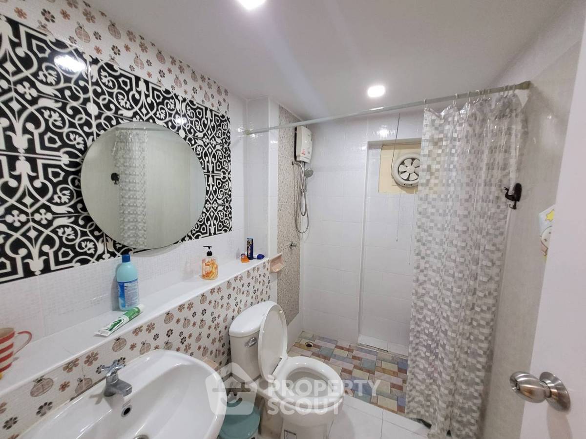 รูป คอนโด 1-ห้องนอน ที่ ทองหล่อ ทาวเวอร์ คอนโดมิเนียม ใกล้ BTS ทองหล่อ (ID 372468) - รูปที่ 6/6