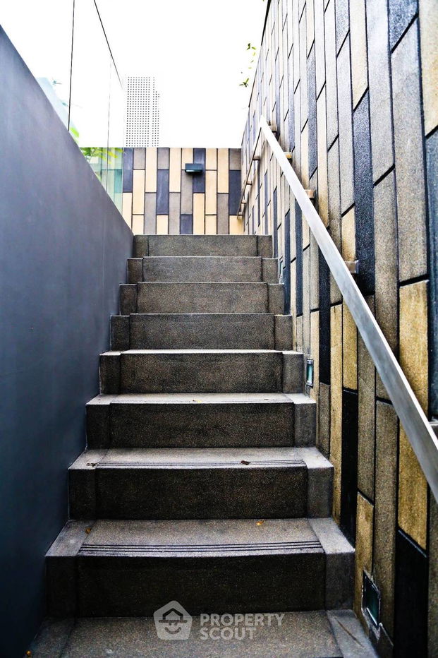picture 2-BR Condo at Siamese Gioia near MRT Phetchaburi (ID 759652) - 12/13