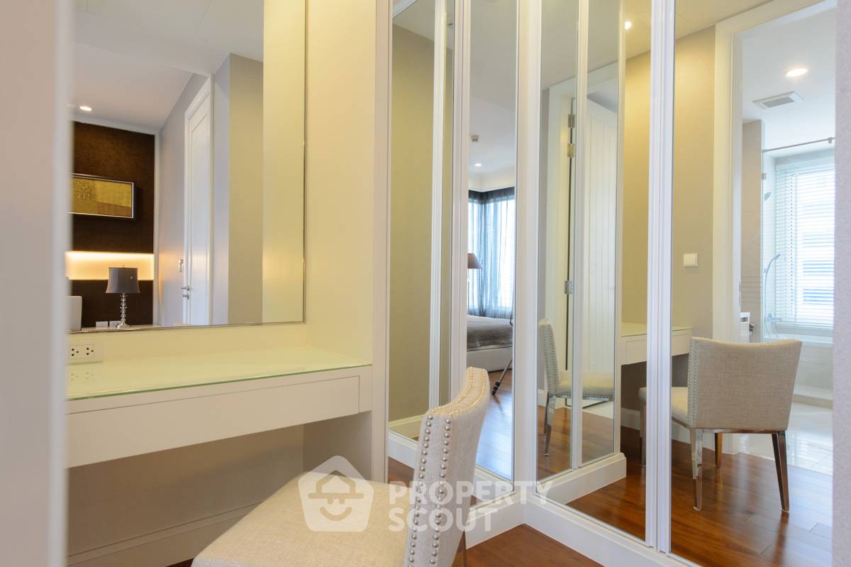picture 2-BR Condo at Q Langsuan near BTS Ratchadamri (ID 426279) - 7/16