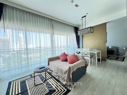 คอนโด 2-ห้องนอน ที่ วีรันดา เรสซิเดนซ์ พัทยา ใกล้ เมืองพัทยา (ID 1553745)