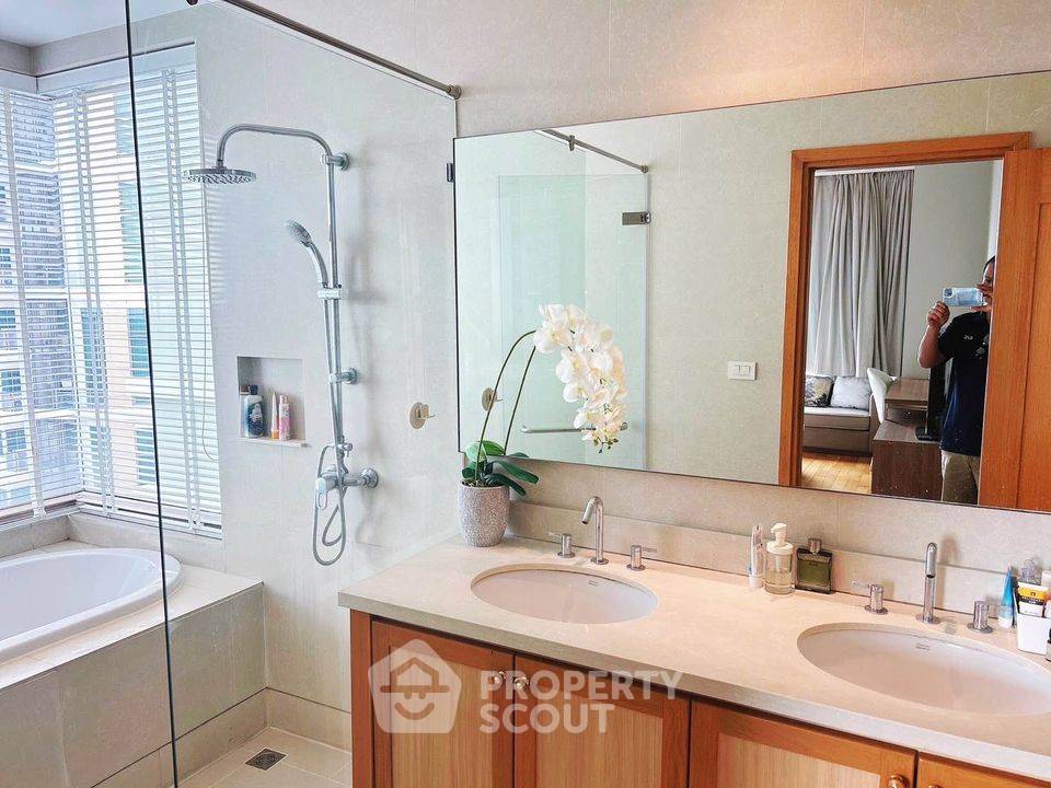 รูป คอนโด 2-ห้องนอน ที่ ดิ เอ็มโพริโอ เพลส ใกล้ BTS พร้อมพงษ์ (ID 1825627) - รูปที่ 11/12